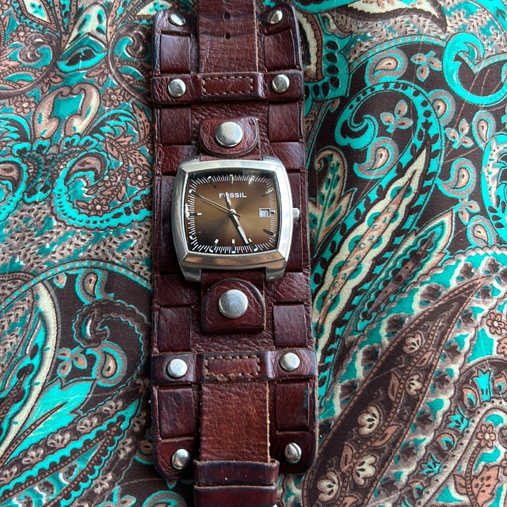 Vintage Genuine Leather Bohemian Leather cuff watch